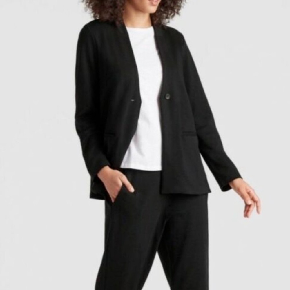 Eileen Fisher Stand Collar One Button Tencel
Blazer Jacket Black Large
